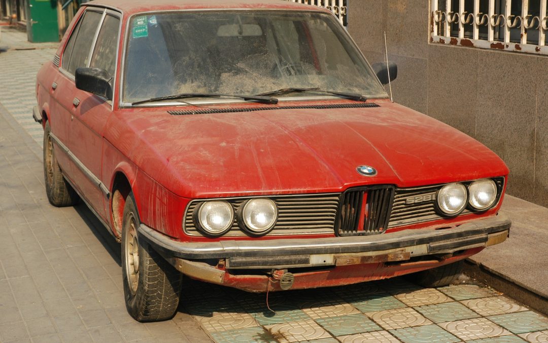 Why You Should Sell Your Old Junk Car For Cash